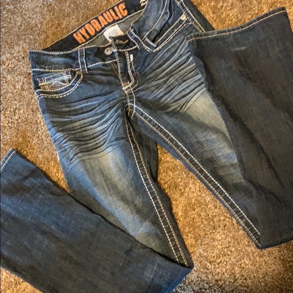 Hydraulic jeans